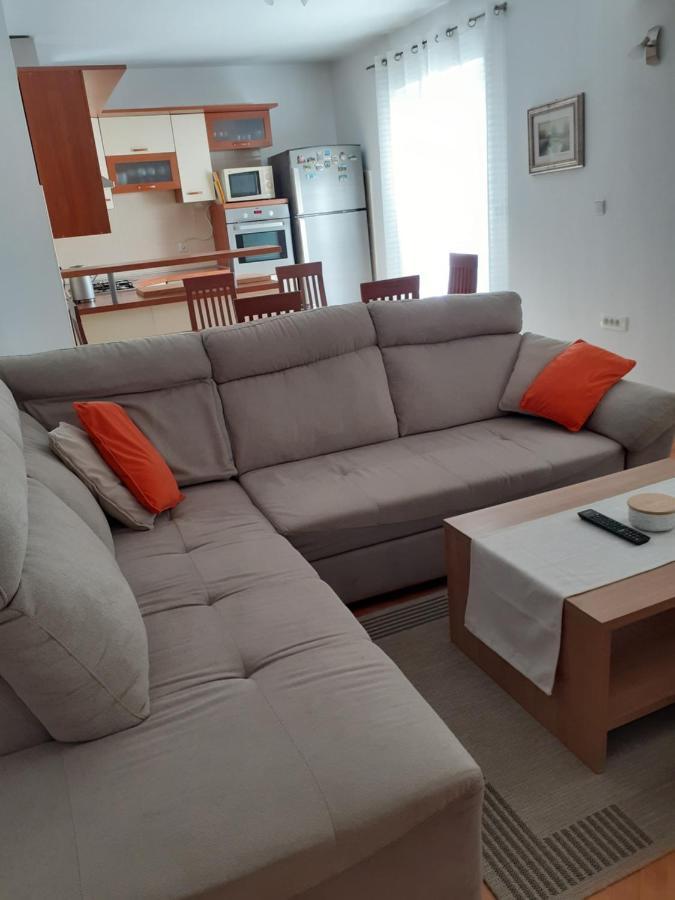 Apartman Maja & Marin Daire Biograd Na Moru Dış mekan fotoğraf